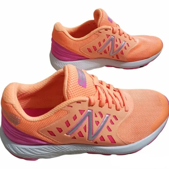 🆕️ New Balance NB Kids' FuelCore Urge Sz 3½