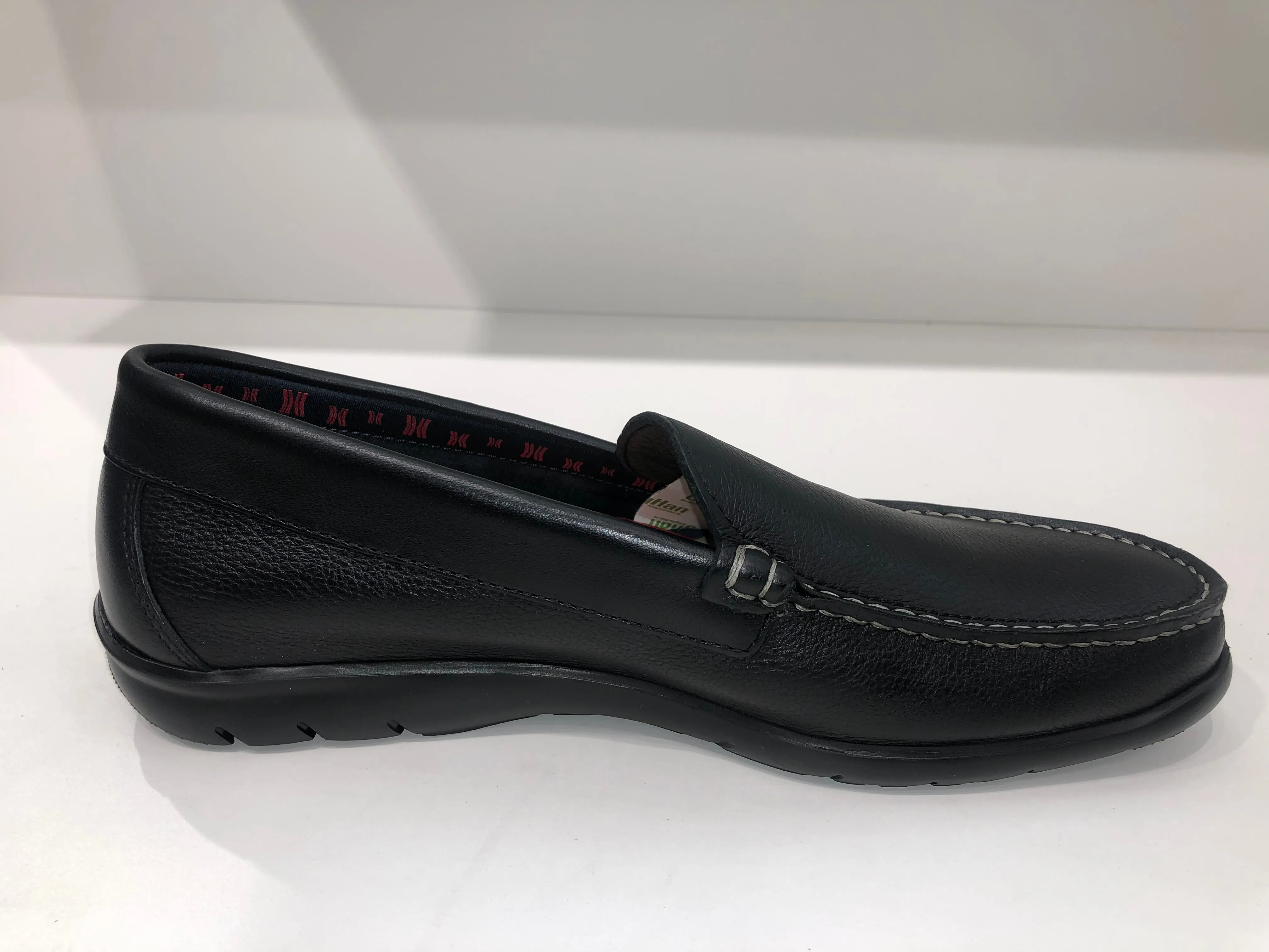 18001 BLACK