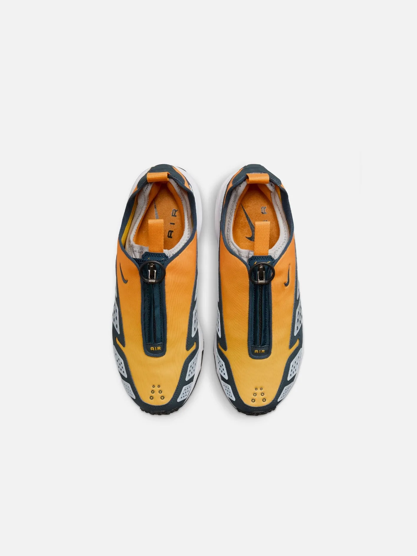 Air Max SNDR "Canyon Gold"