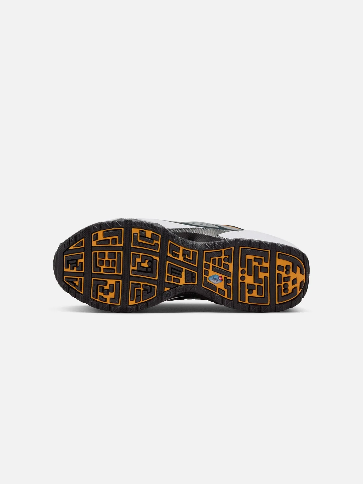Air Max SNDR "Canyon Gold"