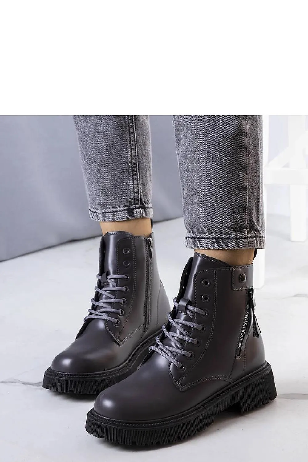 Boots Solea