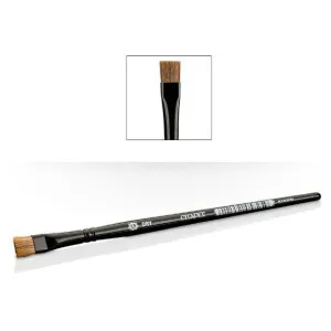 Brush: Medium Dry