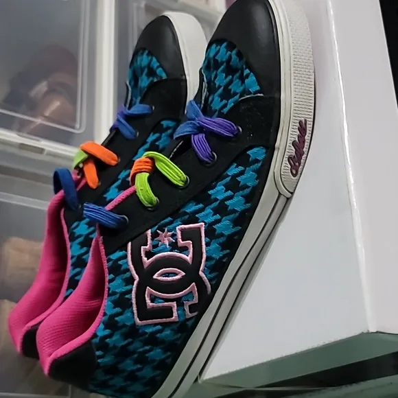 DC Chelsea Houndstooth Sneakers Multicolor No Tie Stretchable Laces