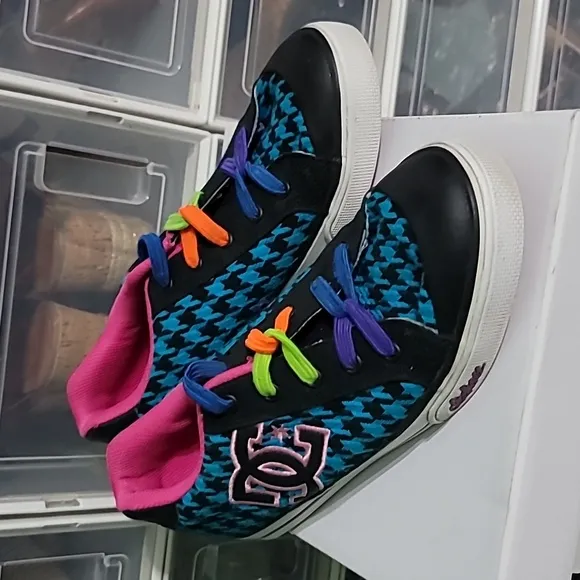 DC Chelsea Houndstooth Sneakers Multicolor No Tie Stretchable Laces