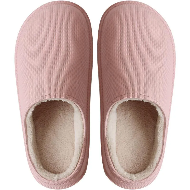 Eskimo • Non-Slip Comfy Slides