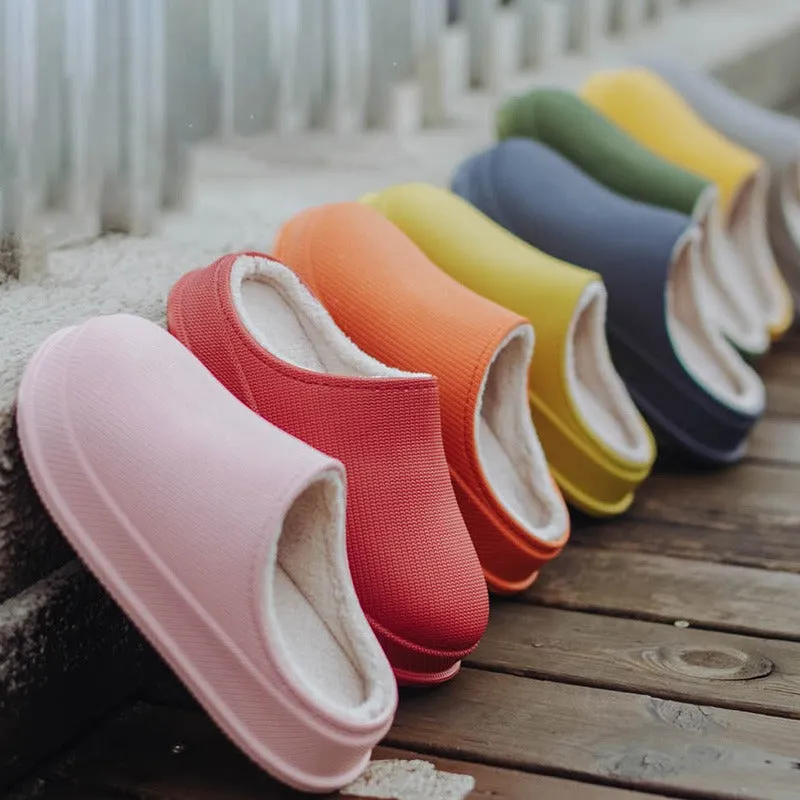 Eskimo • Non-Slip Comfy Slides