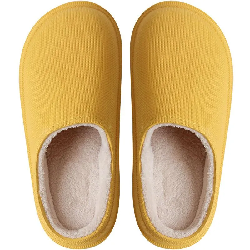 Eskimo • Non-Slip Comfy Slides
