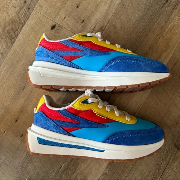 FILA Renno Sneaker // Atomic Blue Fiery Red