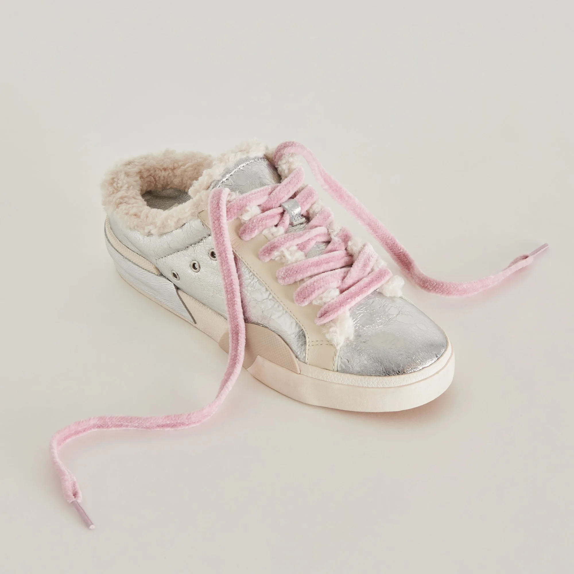 FUZZY LACE PINK