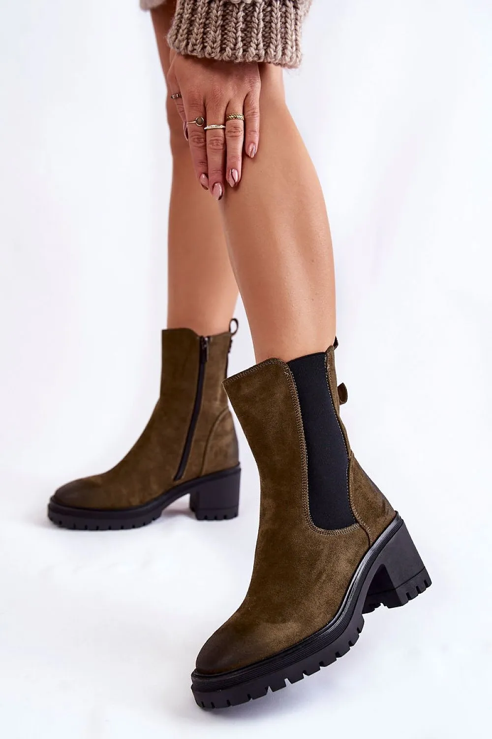 Heel boots