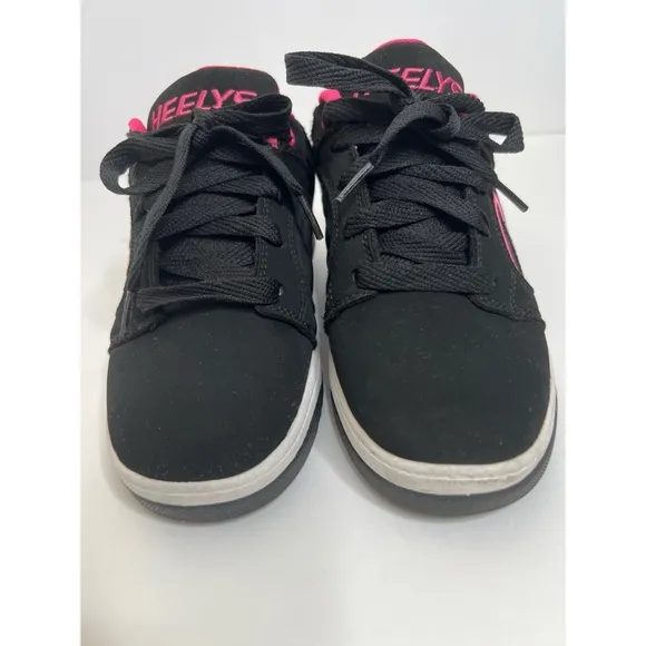 Heelys Voyager Black Barbie Pink Wheeled Sneakers Shoes Sz 3 Girl