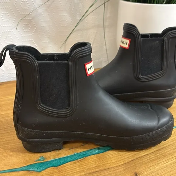 Hunter Original Chelsea Insulated Short Rain Boot Black
