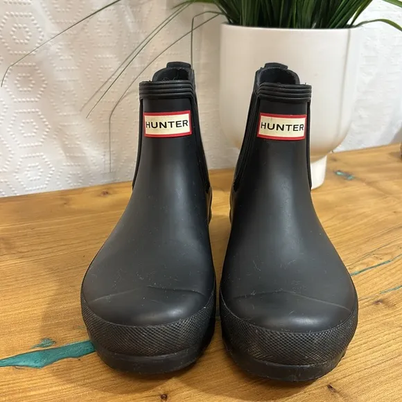Hunter Original Chelsea Insulated Short Rain Boot Black