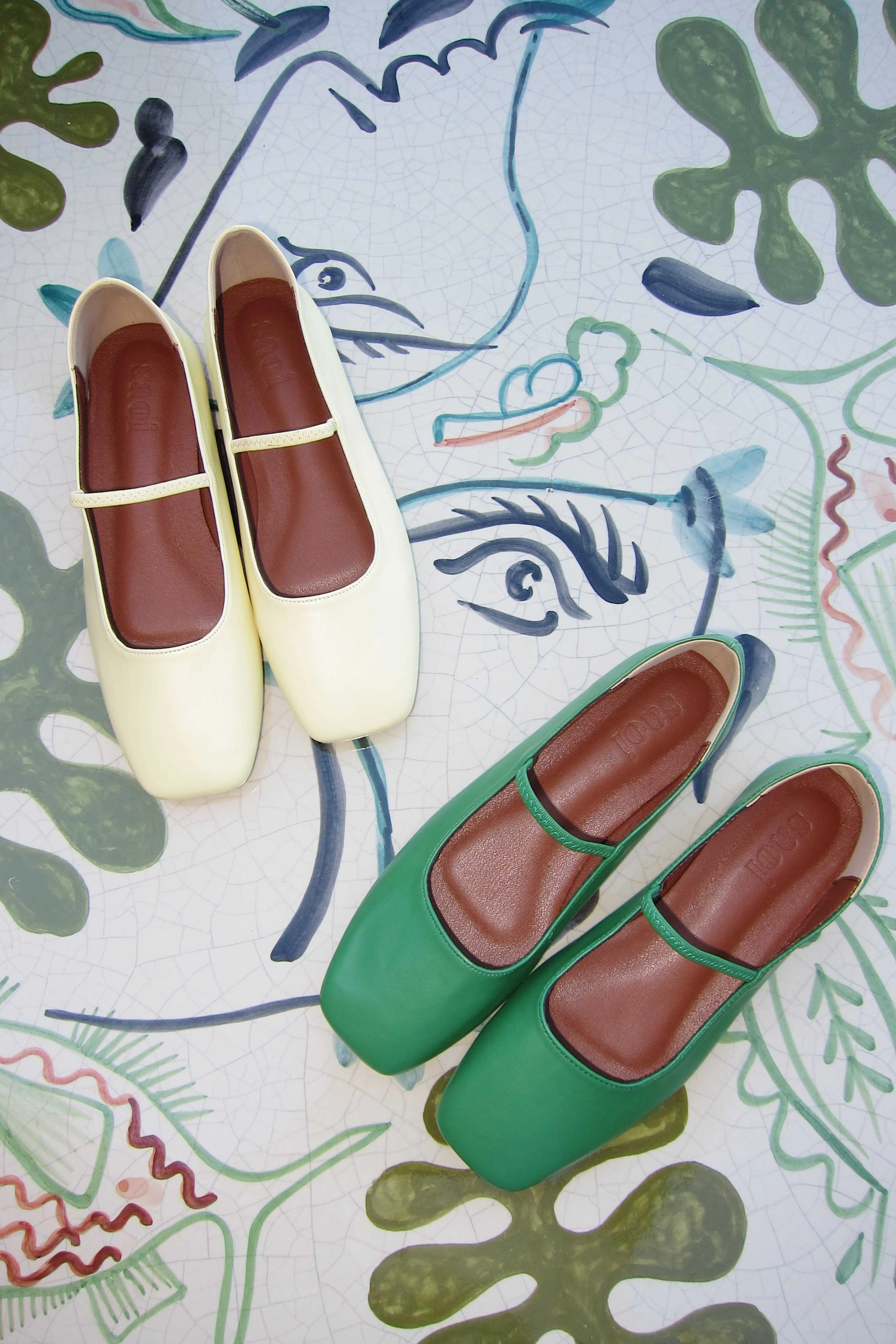 Janet Flats in Soleil Yellow