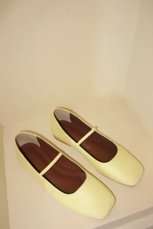 Janet Flats in Soleil Yellow