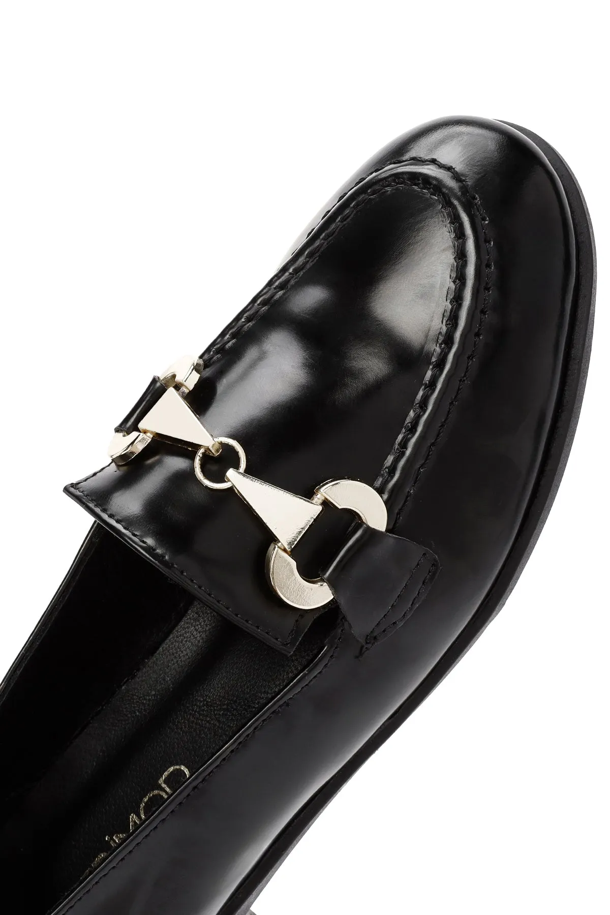 Kadın Siyah Toka Detaylı Deri Maskülen Loafer