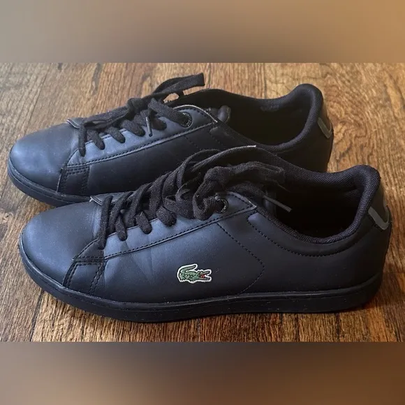 Kids Lacoste Juniors Black Carnaby Evo Sneakers with Original Box &amp; Tissue Paper