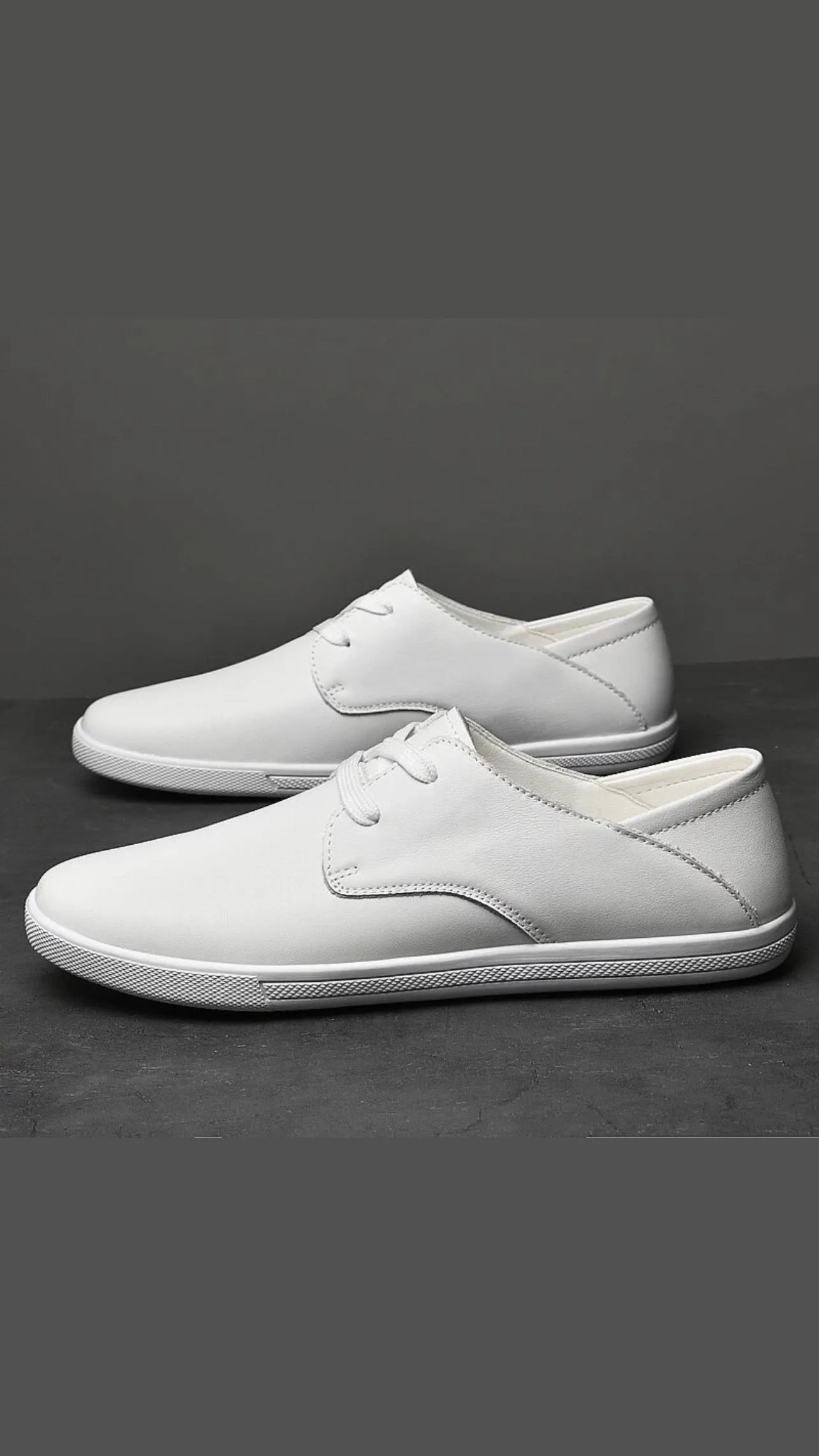 Light Leather Sneaker- White