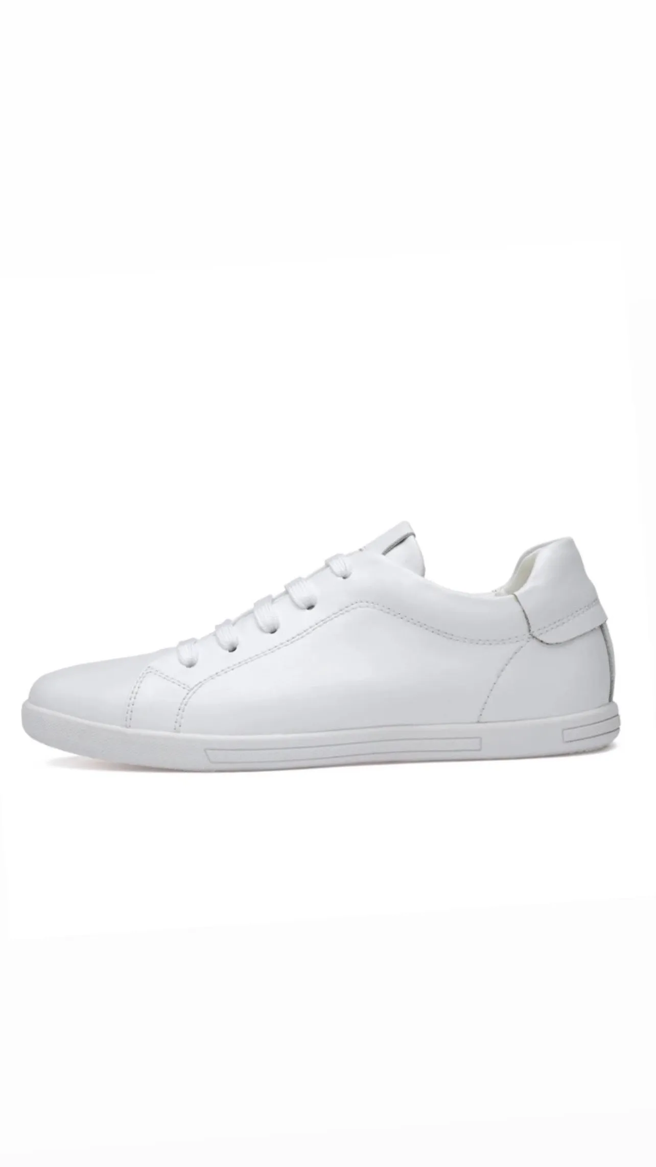 Light Leather Sneaker- White
