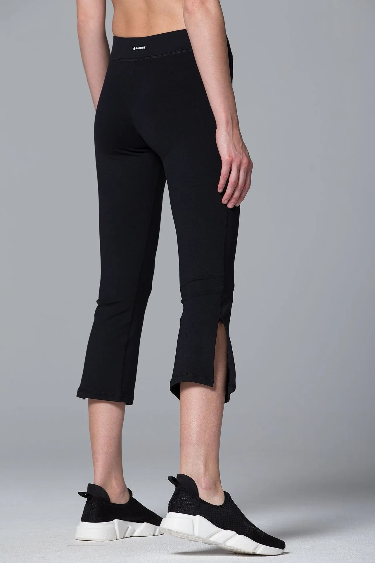 MATTER CROPS, BLACK