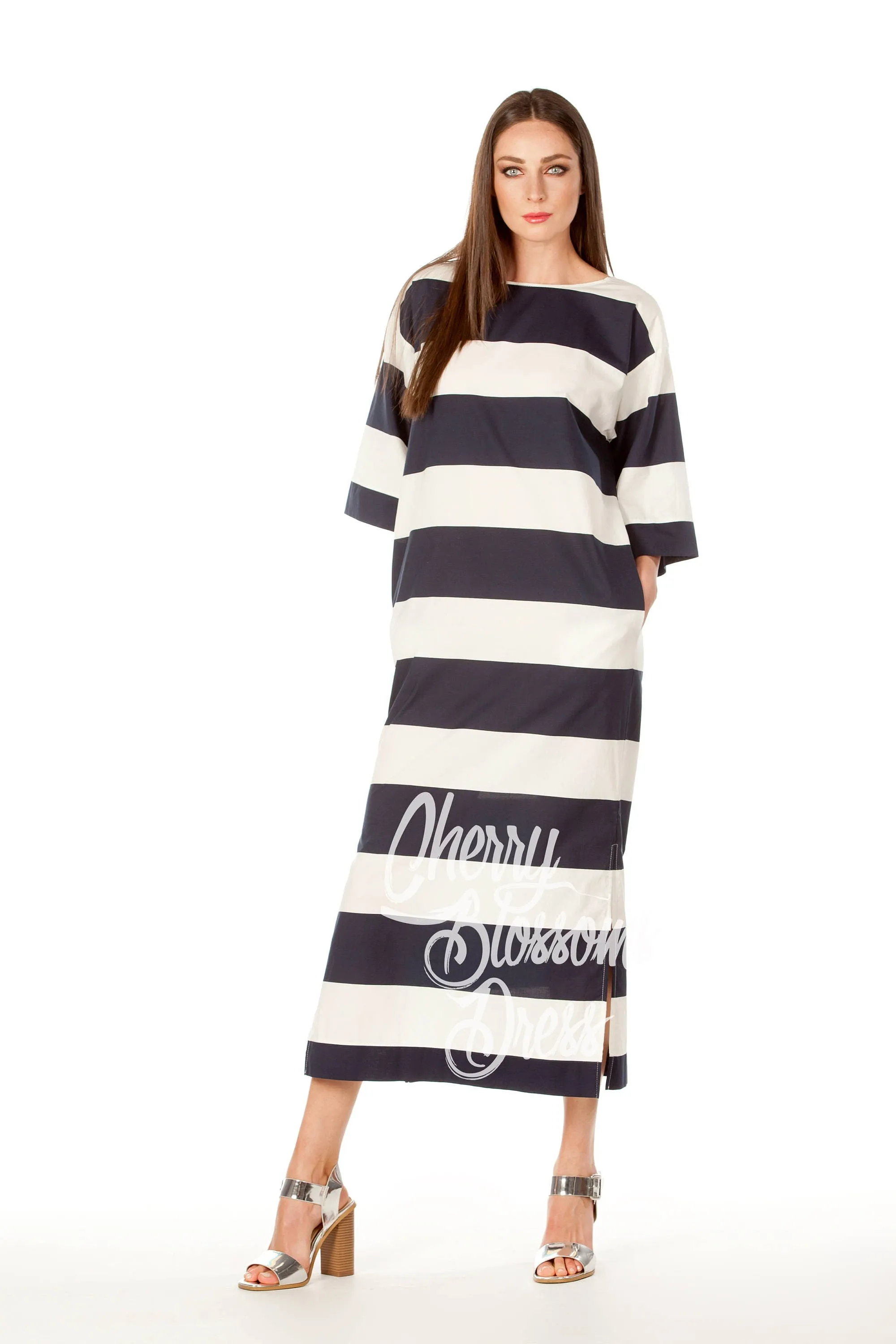 Maxi Summer Dress with Wide Sleeves