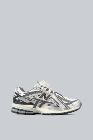 NEW BALANCE 1906A SILVER METALLIC