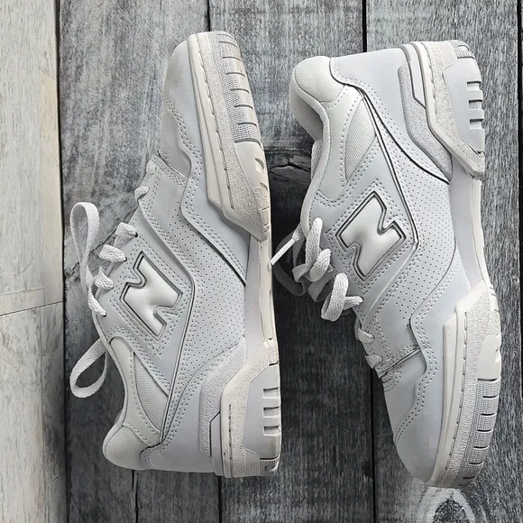 New Balance 550s Mens 6.5 Equal Womans 8