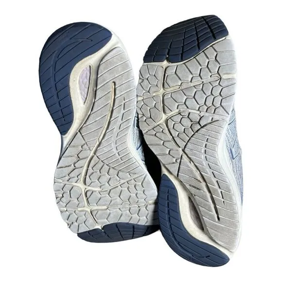 New Balance Fresh Foam women’s Sneakers