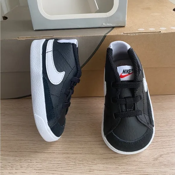 Nike Blazer Sneakers Baby Black/White - SZ 4 C