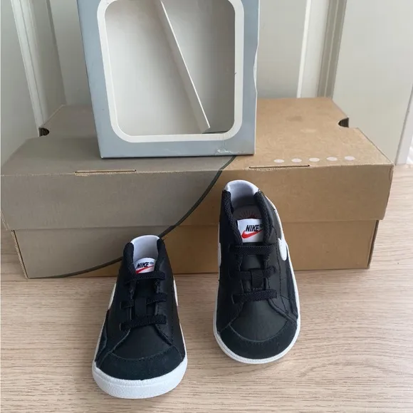 Nike Blazer Sneakers Baby Black/White - SZ 4 C