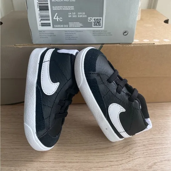 Nike Blazer Sneakers Baby Black/White - SZ 4 C