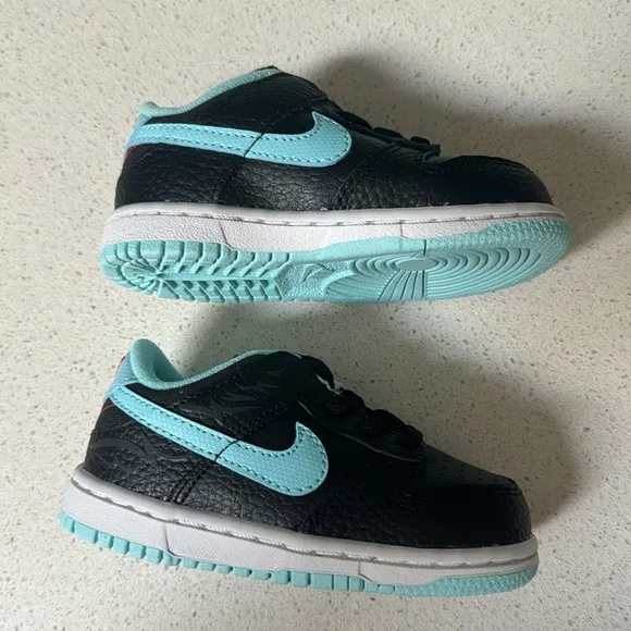 Nike Dunk black blue swoosh leather toddler lace up sneakers size 7C