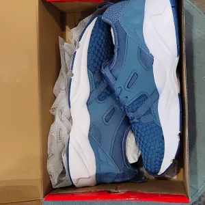 Propet women's ultra weave sneaker-NEW