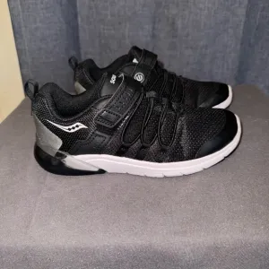 Saucony Boy's Flash-Glow-2.0 Sneakers Light Up Black Size 1M