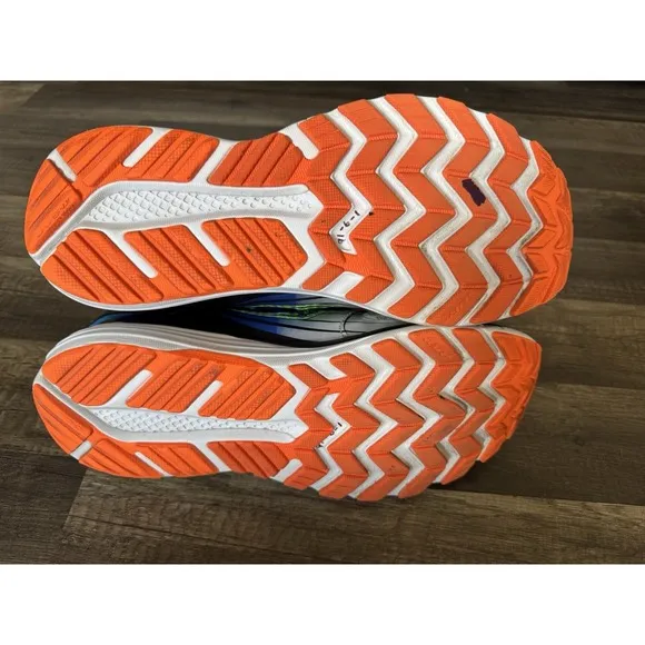 Saucony Triumph ISO Men's S20290-1 Men's size 12.5