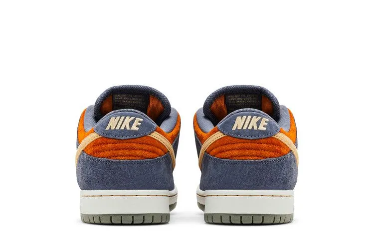 SB Dunk Low Light Carbon Monarch