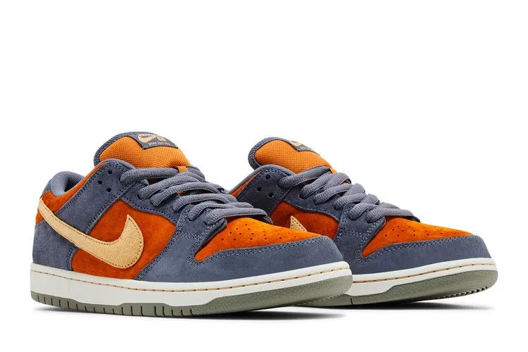 SB Dunk Low Light Carbon Monarch