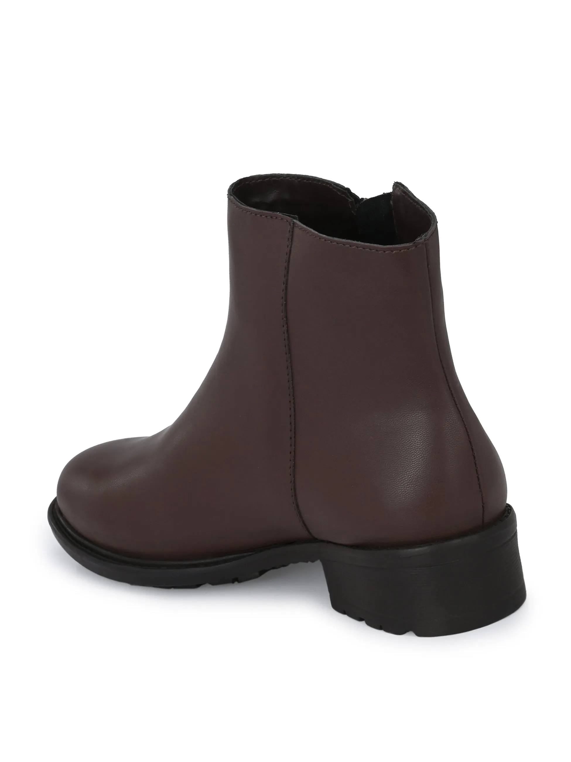 Sophisticated Onyx Leather Zip-Up Boot For Women