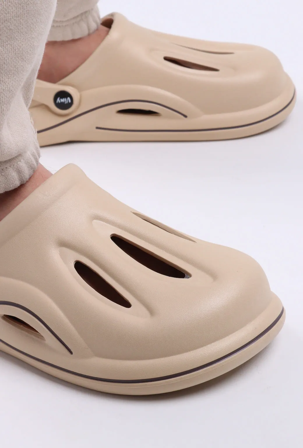 Viny - Men's Multipurpose All Terrain Indoor/Outdoor Clogs